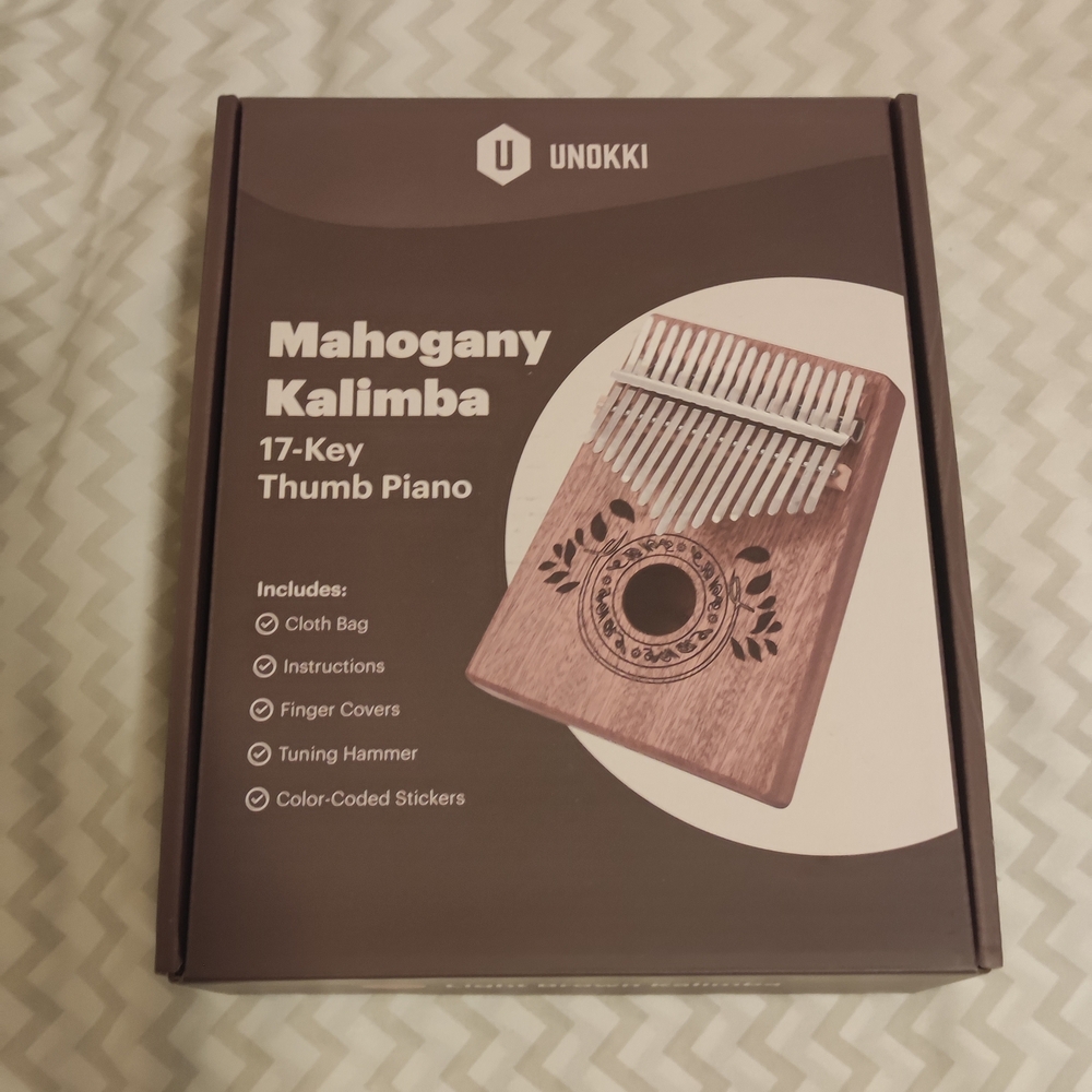 Unokki Mahogany Kalimba 17-Key Thumb Piano